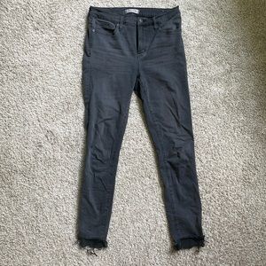 Madewell 9” hi-rise raw hem denim jeans